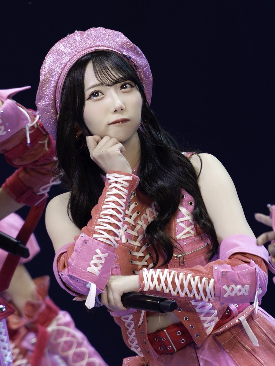 谷崎早耶 ちゃん ◢···◣ ·◤ ◥· · · ◢·◤ · ·