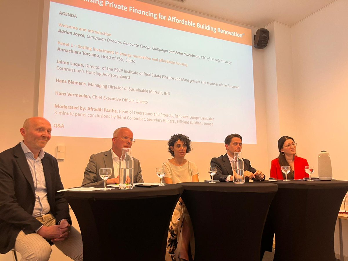 ClimateSt's tweet image. 🧵/3 A key takeaway: investing in #EnergyEfficiency is profitable—every €1 invested can return €2.5. 

🏘️Renovation is not only financially attractive but also delivers strong social and health benefits. 

#2026securitisation