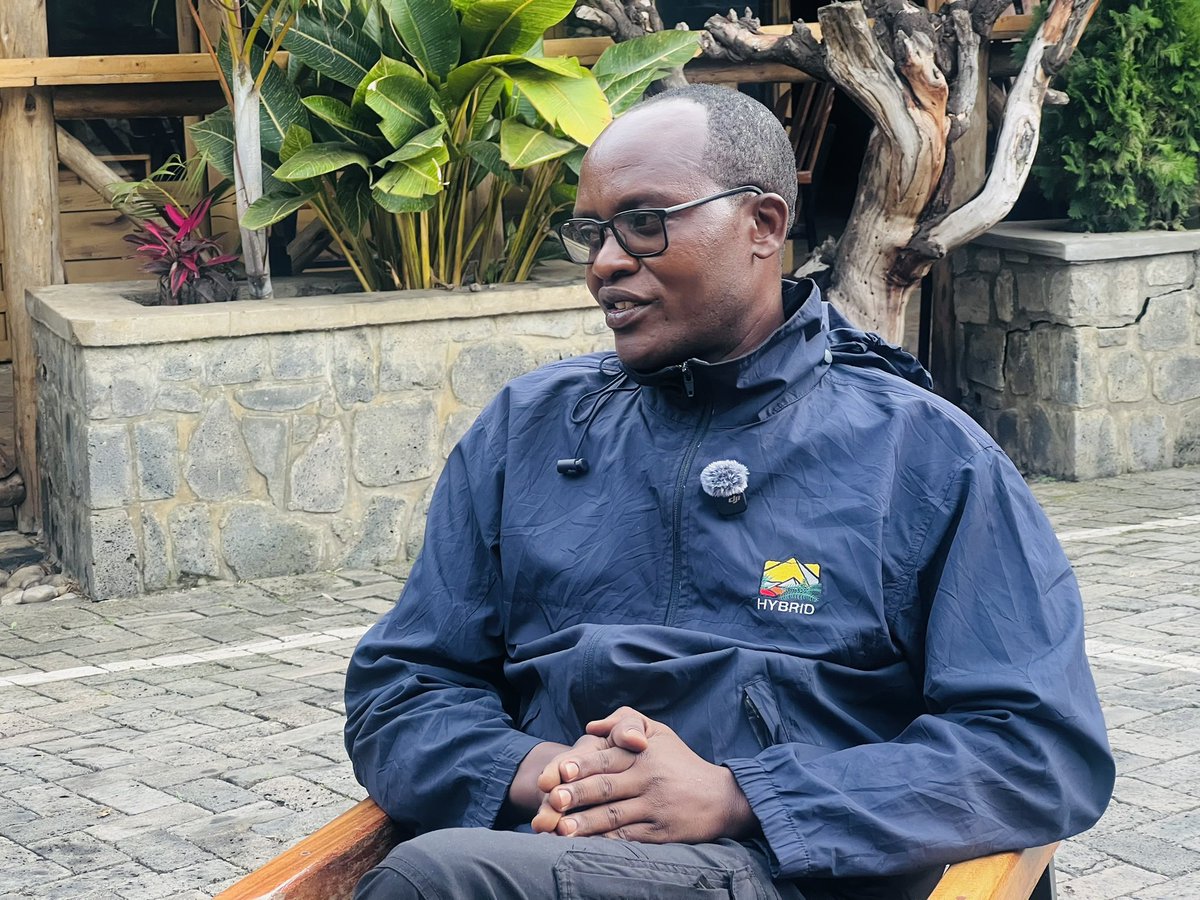 Nuko nuko #ErnesteNyirinkindi a.k.a #Muganga ku kiganiro cyiza waduhaye kuri <a href="/kpmedia24/">KPMEDIA 24</a> 🙏🙏🙏 youtu.be/79dXlr-J0qs Werekanye ko #Amakoro ari imari kdi afite ubwiza ntagererenywa mu kurimbisha inyubako <a href="/MusanzeDistrict/">Musanze District</a> <a href="/RwandaNorth/">Northern Province/ Rwanda</a>