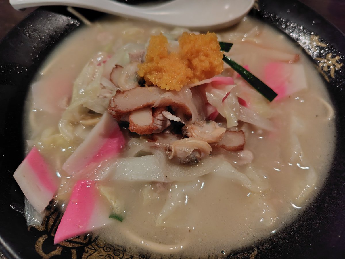 45upper's tweet photo. ちゃんぽん県で食いだおれ
ぶふー🐷 https://t.co/13RICTLsaj