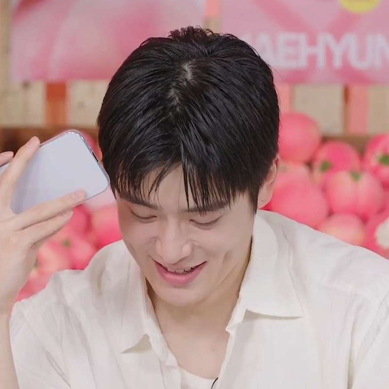 앞머리 길이도 비슷함