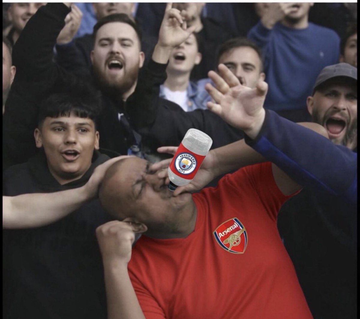 A17Clifton's tweet photo. Good morning football fans 👍🏾 🍼 https://t.co/2TgxtpcoOe