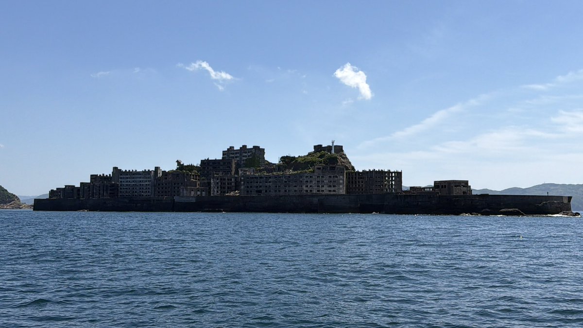kou41 tweet media