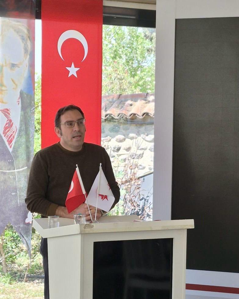 1923dayanisma's tweet photo. İzmir Kemalizm Çalıştayı tamamlandı.
2 gün boyunca ortak akıl ürettik, tartıştık ve karar aldık.

2026’da yapılacak 4. Büyük Kemalizm Kurultayı’nın yol haritasını belirledik. 

Kemalizm bir hatıra değil, geleceğin programıdır. https://t.co/NGsmBwualz