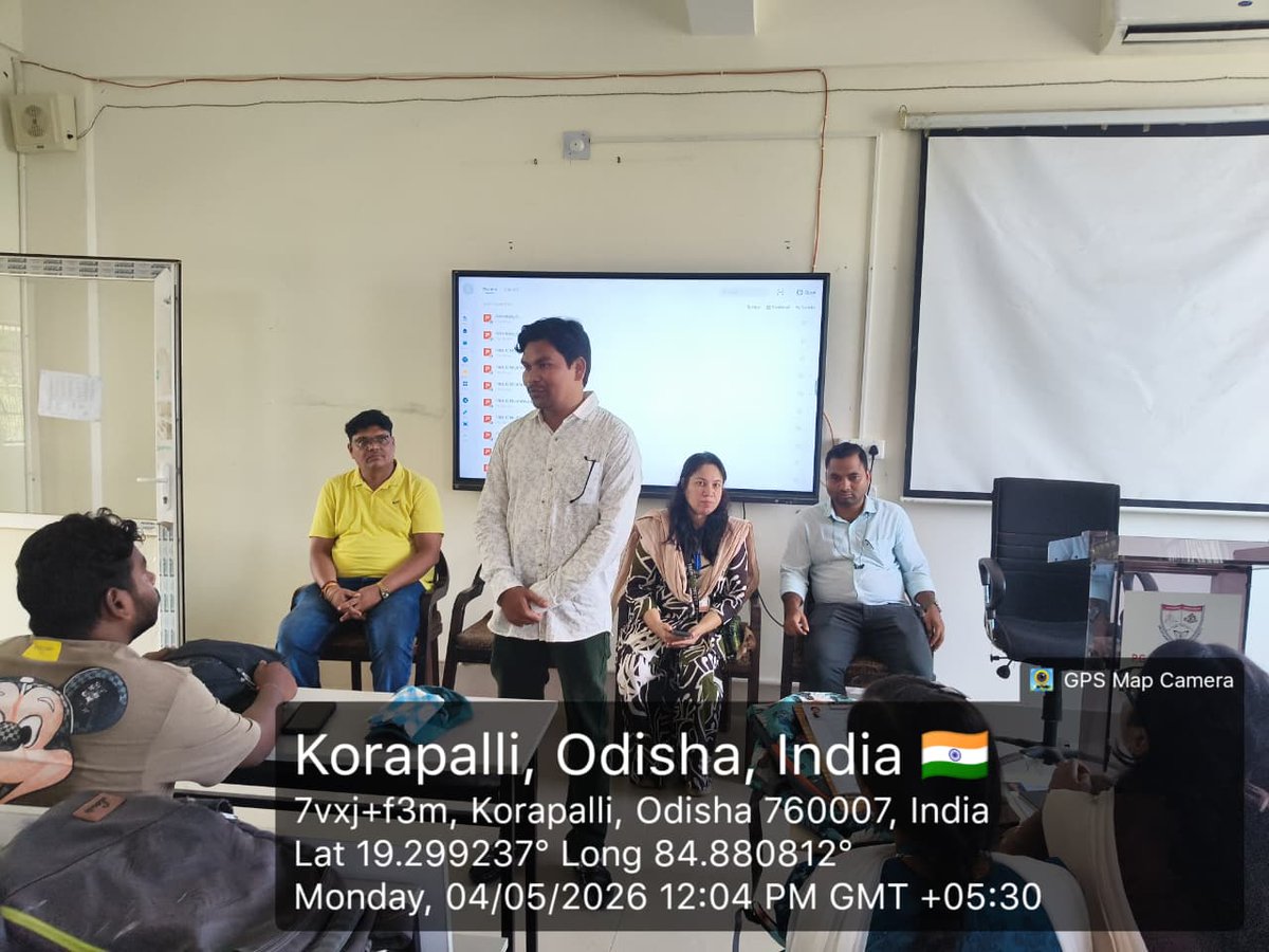 BUniversiy's tweet photo. Dept. of Journalism &amp; Mass communication Berhampur University , observed World Press Freedom Day with a lecture by Shri Rajeev Rathan, State Special Correspondent, The Pioneer. He spoke on the role of media and challenges to press freedom. @DHE_Odisha https://t.co/VprYNG6Jaw