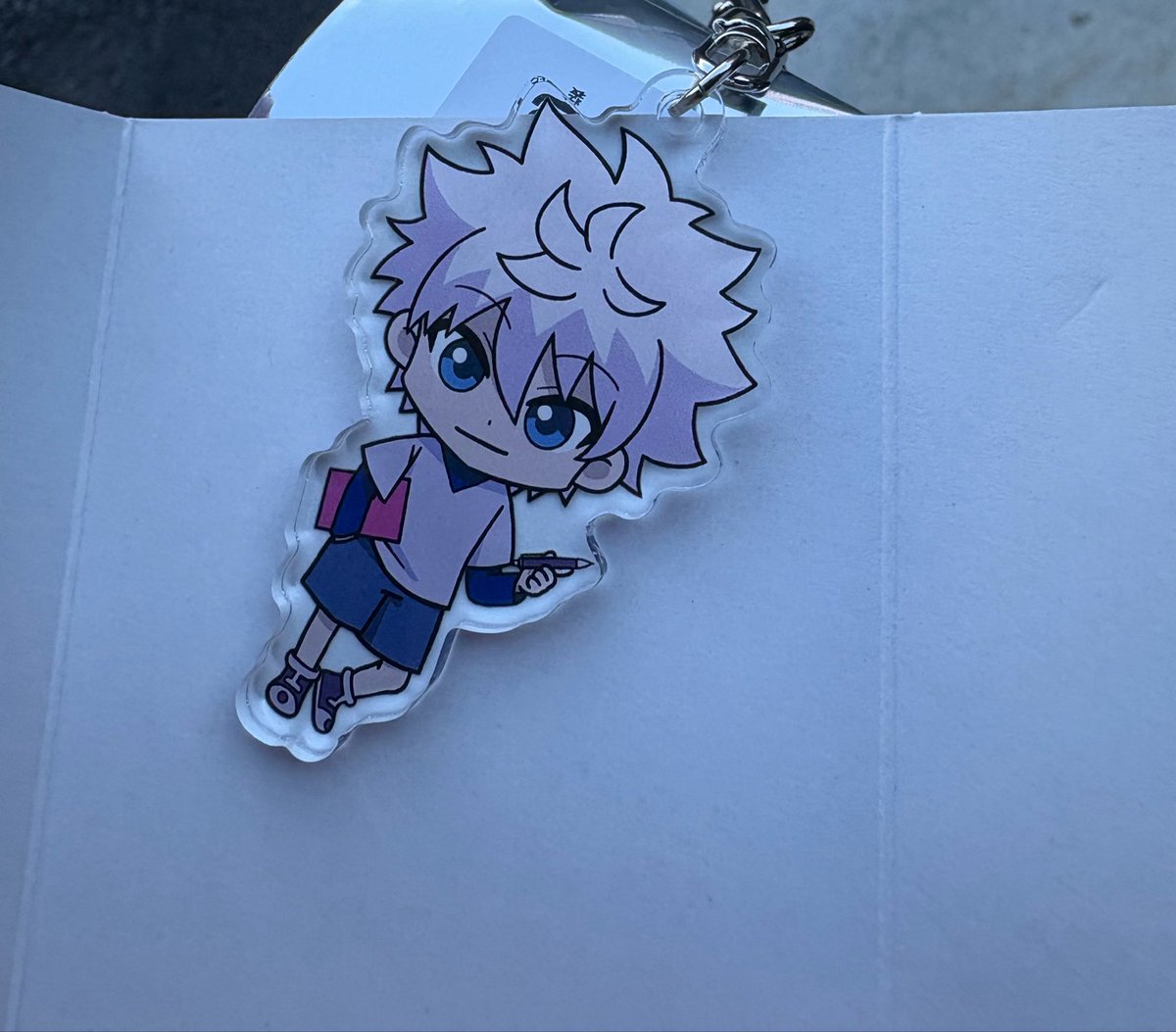 hp02bk4's tweet photo. 【交換】HUNTER×HUNTER ハンター試験　脱出
アクリルキーホルダー　缶バッジ

譲
アクキー　キルア、フェイタン
缶バッジ　レオリオ

求
ヒソカ

現在会場付近にいます。
夕方ごろまでいる予定なので、条件合う方いらっしゃいましたらお声掛けいただけると嬉しいです。
※ツリー補足 https://t.co/fGifbMYxJI