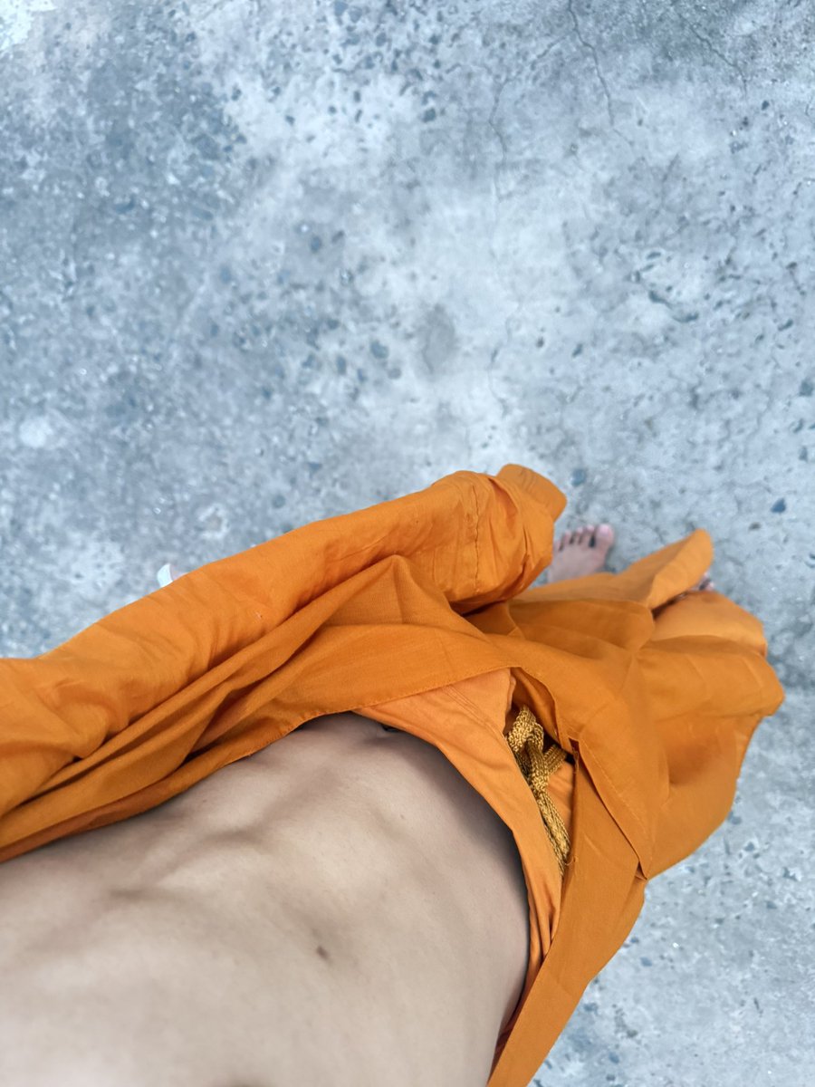 baby carrot tweet media