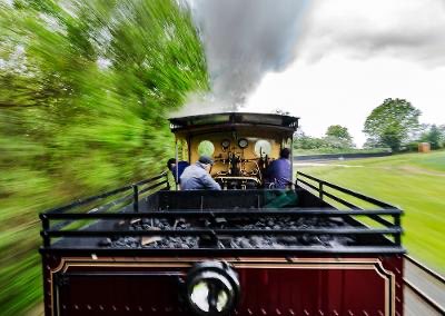 mikespencerpics's tweet photo. ‘Fiji’ and the Vintage Fairground at @StatfoldMuseum yesterday.
Managed to sneak a few photos during ‘Statfold goes Jurassic’
#slowshutterspeed @RailwayMagazine https://t.co/HuVBslASgD