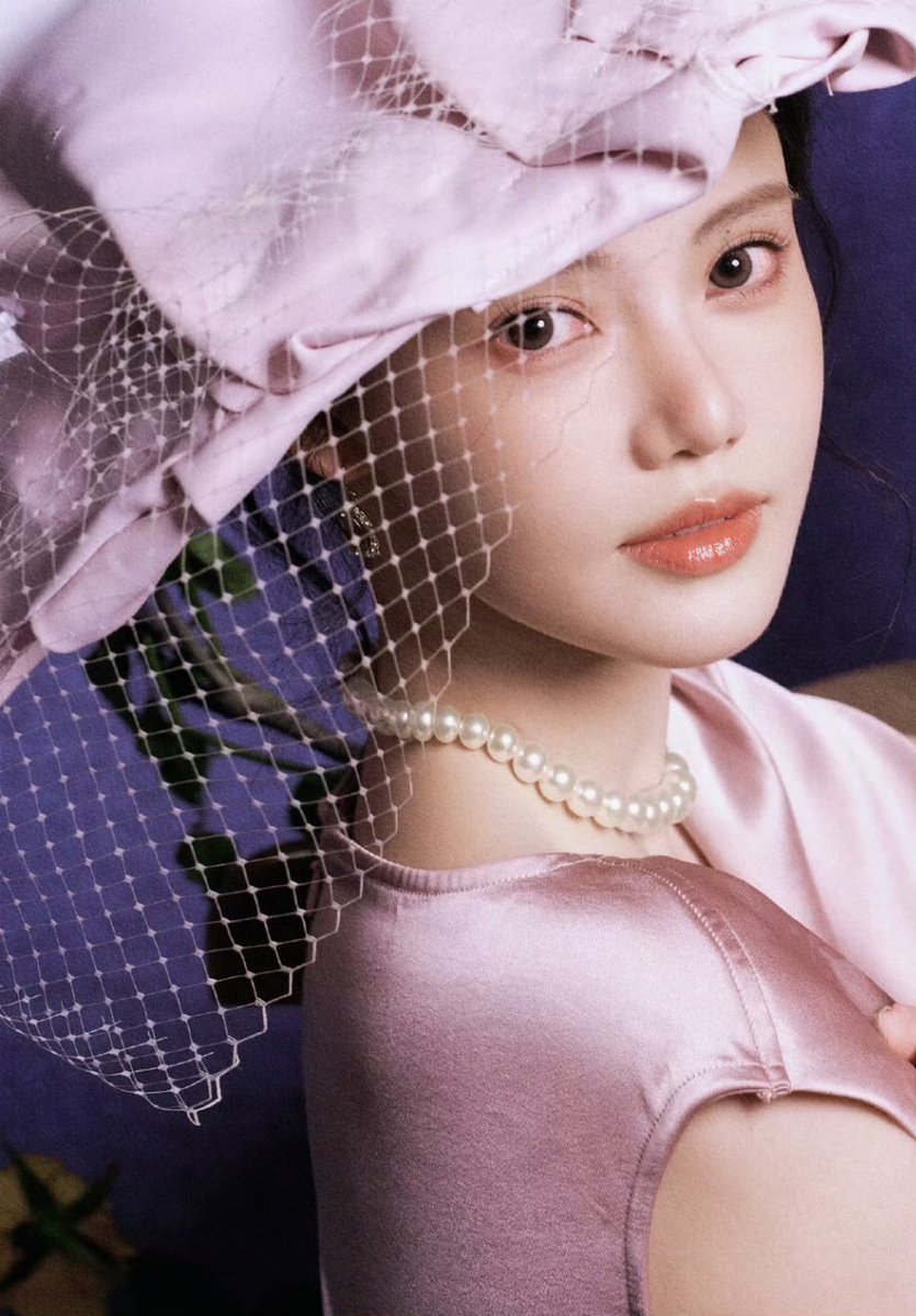 brandnewfetti's tweet photo. happy zhen zhen day to my sun zhenni. My baby girl I loveeee youuuu so much

Wishing you a lifetime a happiness, prosperity and every good thing the universe has to offer. Happy 26 my angel 🥹 https://t.co/5Zme91qsRI