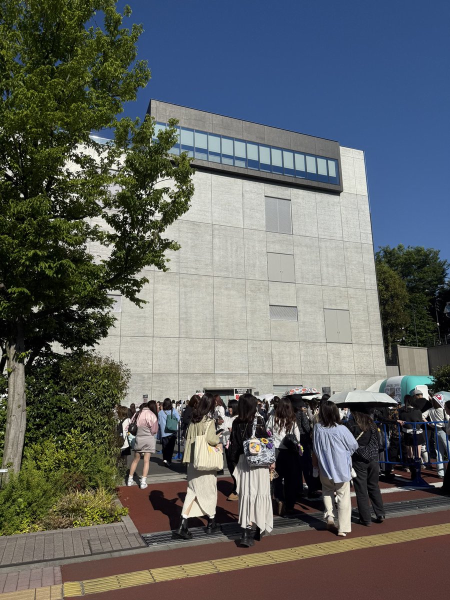 y☺︎! tweet media