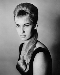 kennylanglea's tweet photo. Remembering Tammy Wynette. Born in Tremont, Mississippi this day in 1942.
American country music singer songwriter and occasional actress. Twenty of her singles topped the US country chart during her career #TammyWynette #Country 🎤 🥀 https://t.co/Pt3mekBQ0L