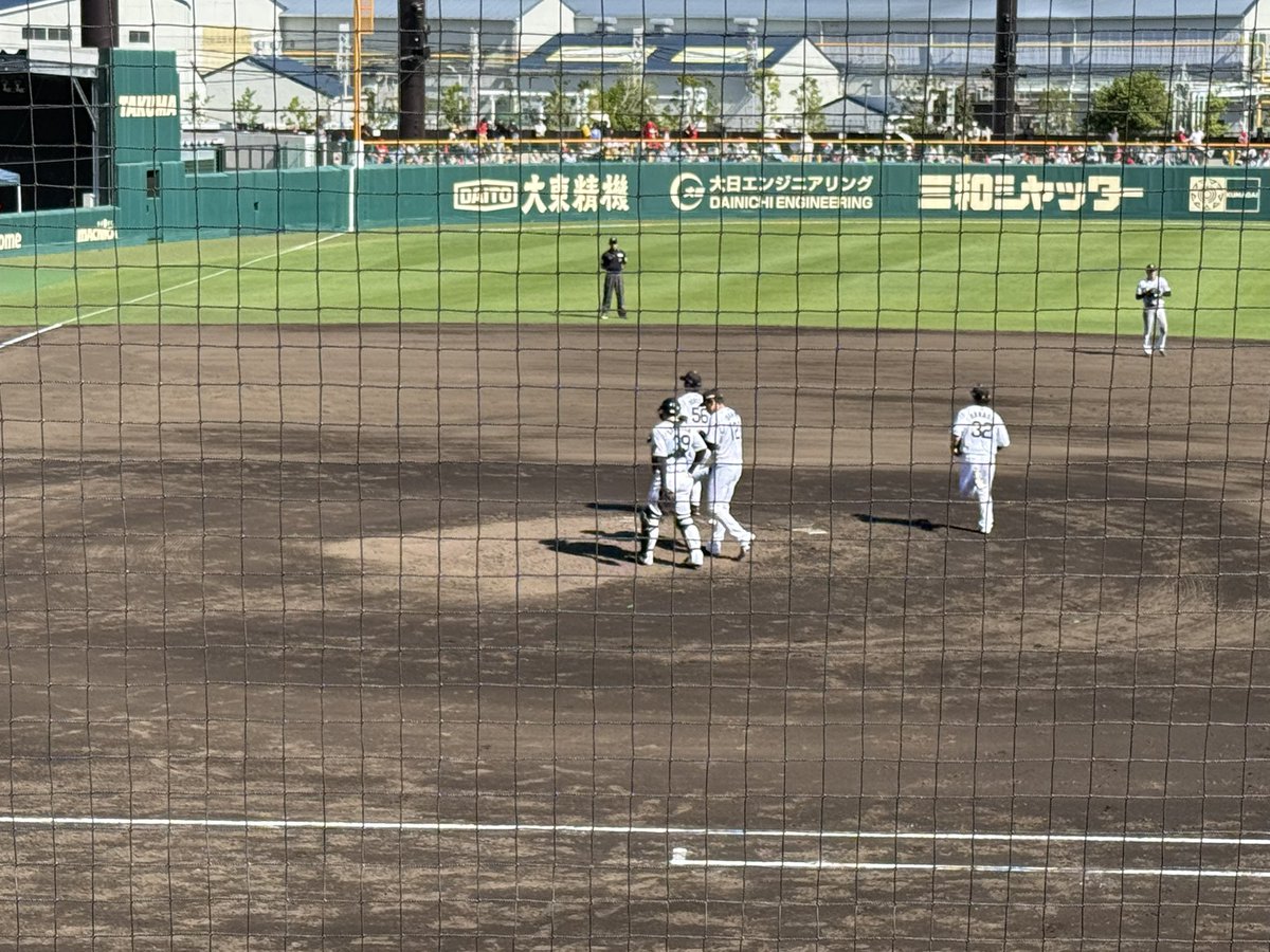 daddy_1213's tweet photo. 若虎まけほー
今シーズン一軍含めて4連敗の
疫病神とはワイのことや
ちな、次回は明明後日の
甲子園横浜戦やし
ちな虎の奴ら覚悟しとけよ

ワイの愛する小川一平を
5シーズン振りに
現地で見られて泣いてました。

 #阪神タイガース  #hanshin https://t.co/ui4v3OeHzA