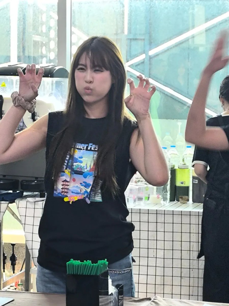2VaftZXzhQ7yWUo's tweet image. สุขสันต์วันเกิดนะคะน้องเลิฟ ขอให้หนูมีความสุขมากๆนะคะ สุขภาพร่างกายเเข็งเเรง รายล้อมไปด้วยคนที่รักหนู ซัพพอร์ตหนูนะคะ ไว้มีโอกาสจะไปหาบ่อยๆเลยน้องเลิฟ รักเสมอนะคะ

🗓️ 29 March 2026
📍 JJ Hall, JJ Mall

#MayjiBNK48 #HappyBirthDay
#BNK48 #BNK485thGeneration