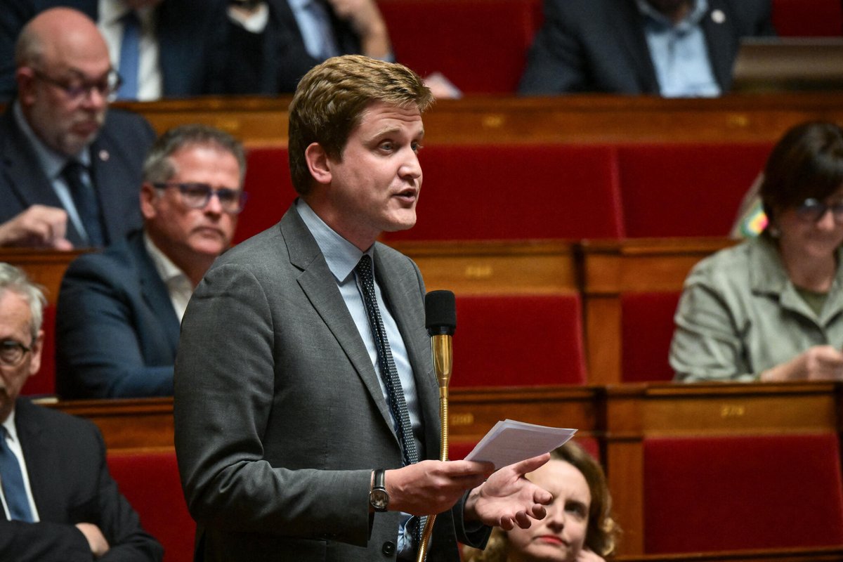 Le Parisien tweet media
