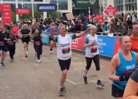 AmberleySecure's tweet photo. How was your long weekend?

I ran in the Great Birmingham Run 10K, with my good lady wife, and we're already signed up for next year. https://t.co/YTr3WIXgDm