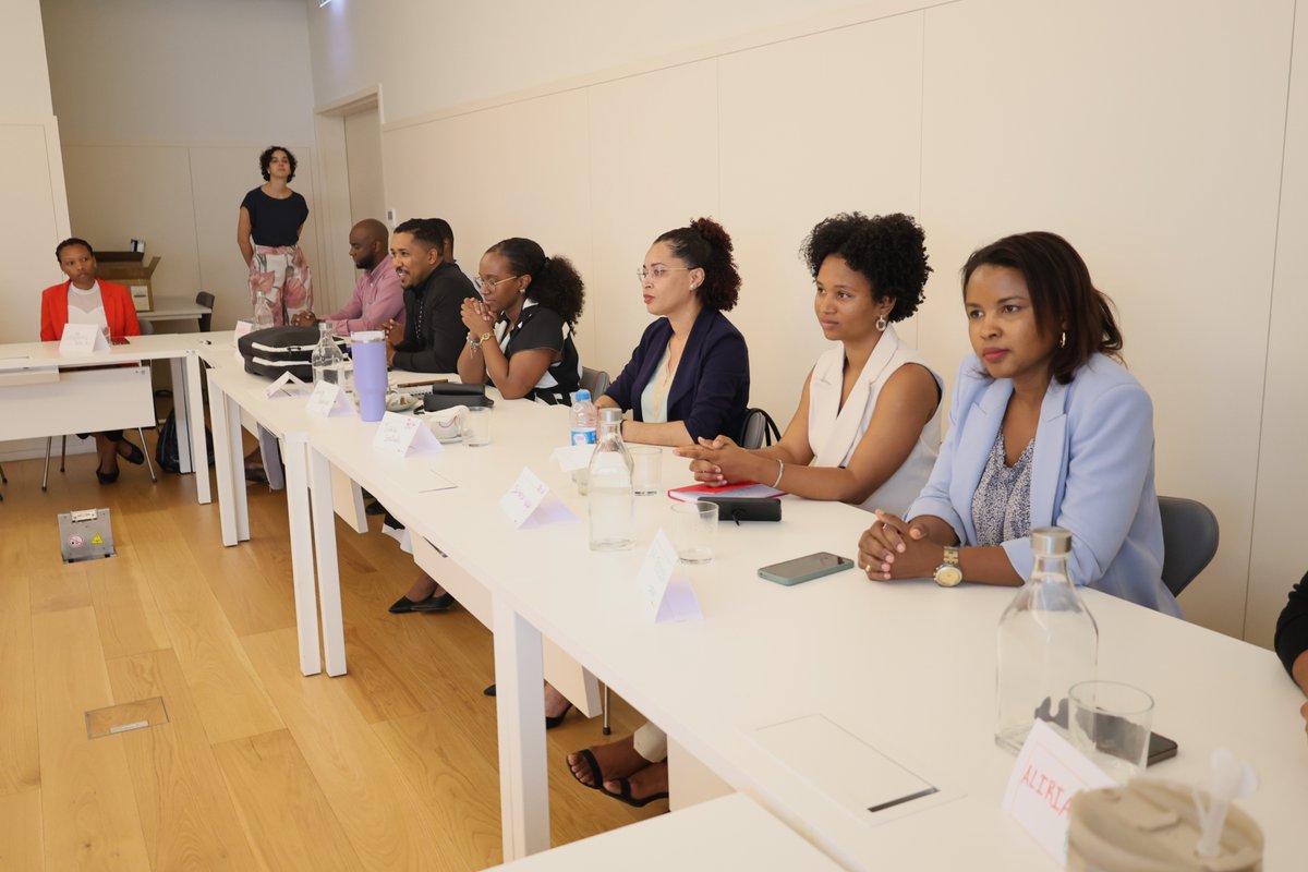 Luxembourg in Cabo Verde tweet media