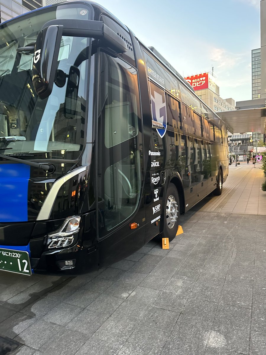 ヨ コ ユ ナ tweet media