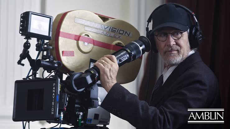 surYE__18's tweet photo. #Directorsday https://t.co/WkIHqT350D