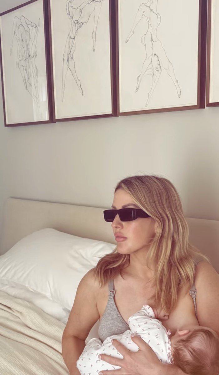 Afri 🫶🏻 || Ellie Goulding News tweet media