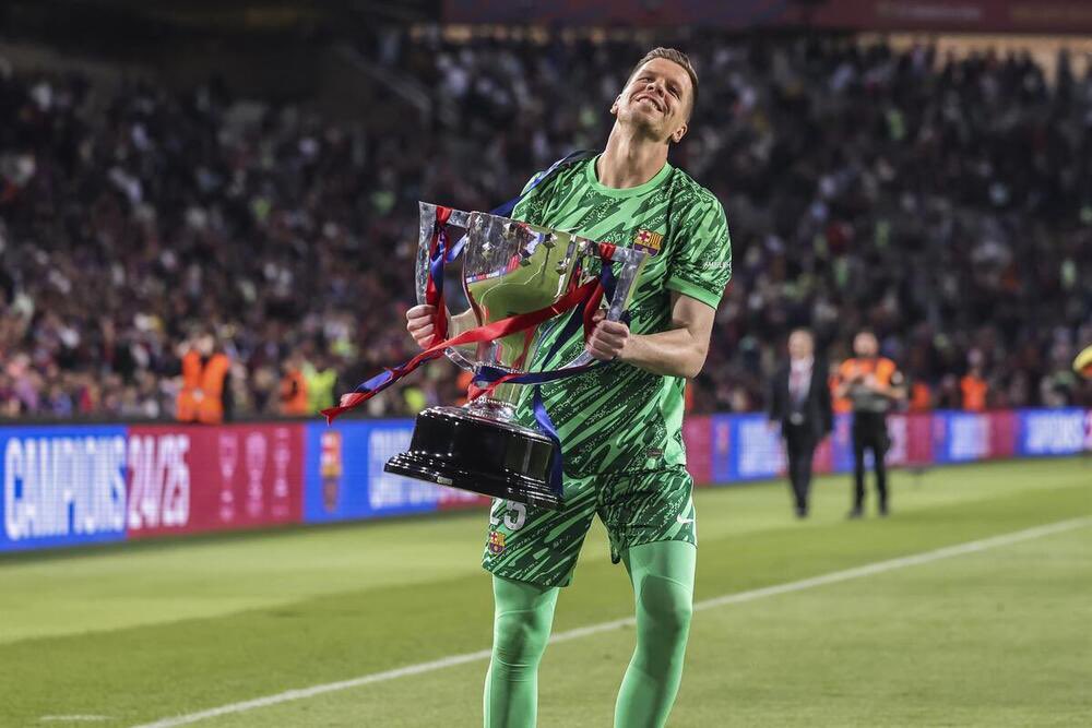 Som I Serem FCB tweet media