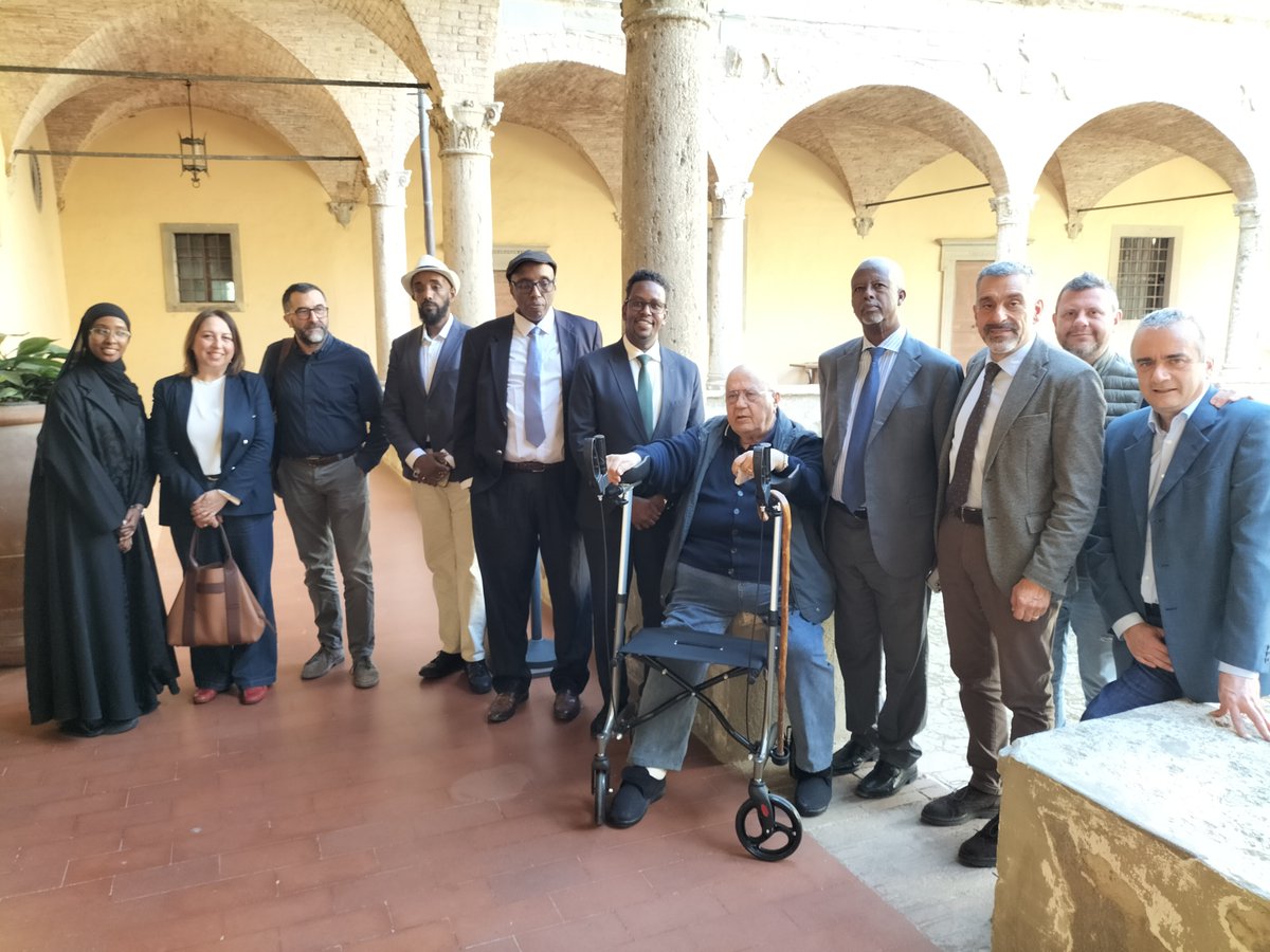 DSA3Perugia's tweet photo. Il 28 aprile 2026 il DSA3 ha ospitato una visita di colleghi dell'Università SIMAD di  Mogadiscio (Somalia). Scopo della visita è stato quello di instaurare un  collegamento tra l'Università di Simad di Mogadiscio (https://t.co/waW5mSIbrk)  e l'Università di Perugia. https://t.co/9y5HH6qgG0
