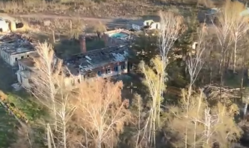 SumchaninOSINT's tweet photo. The 21st Brigade of the Armed Forces of Ukraine shows the destroyed school in Myropilla
51.03101, 35.2662
Source:https://t.co/StJsiFMlJo https://t.co/pgTM4CtseD
