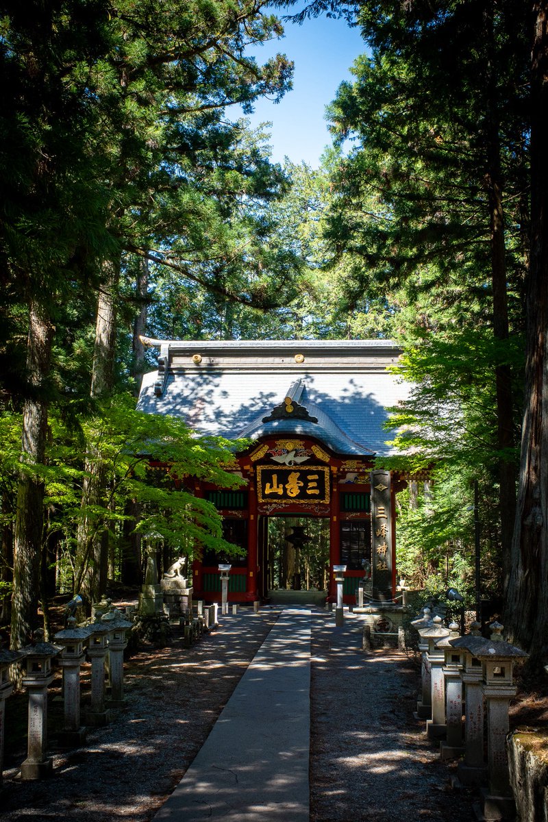 watari1974's tweet photo. 誕生日を迎えた景気付けに
関東最大級のパワースポット「三峯神社」に朝早起きして行ってみた。
また新しいチャレンジが出来そうです。
#三峰神社 https://t.co/QcIRSpVVfg