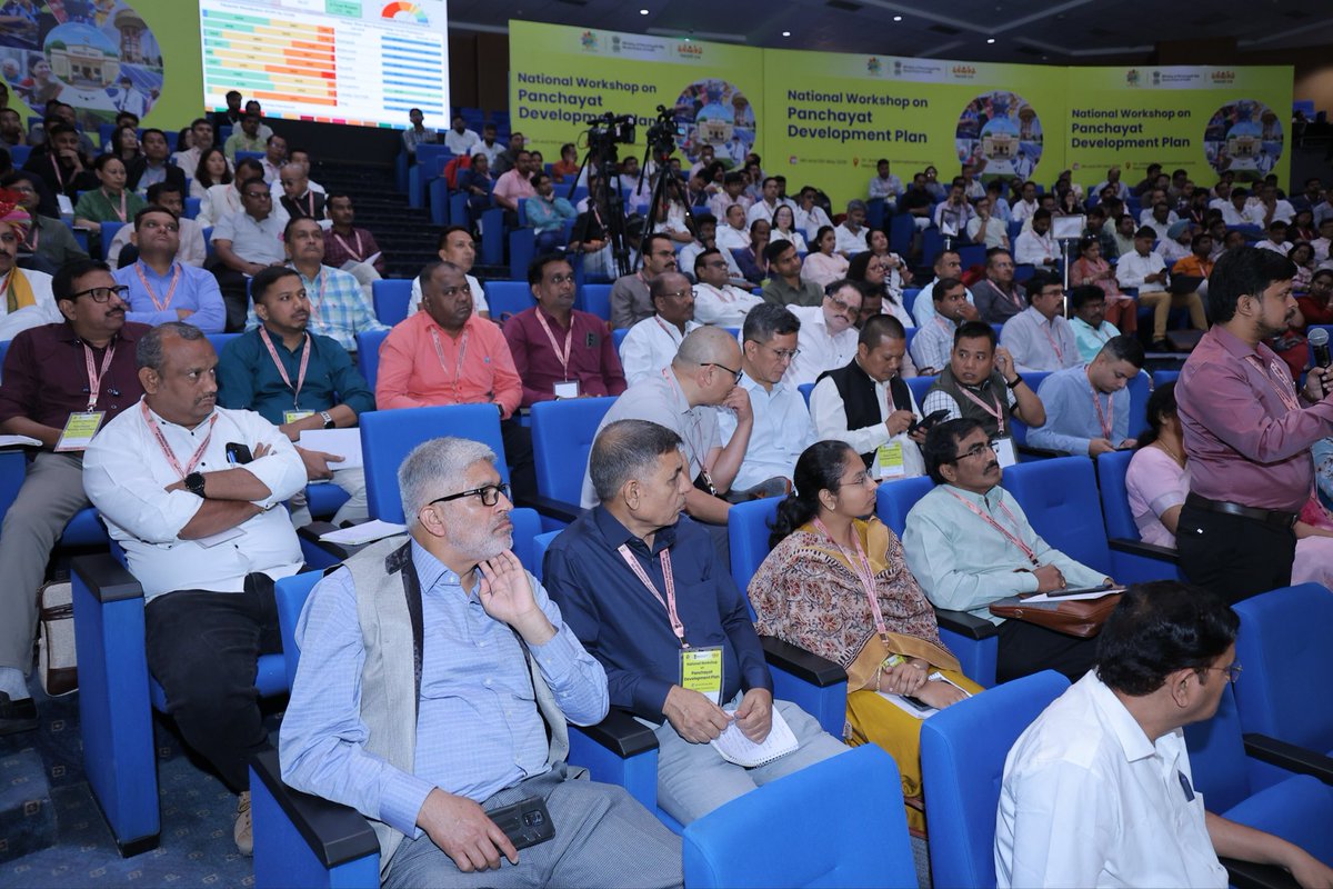 mopr_goi's tweet image. #Day2 of #PanchayatDevelopmentPlan Workshop | नई दिल्ली के #DAIC में आयोजित पंचायत विकास योजना पर राष्ट्रीय कार्यशाला के दूसरे दिन श्री सुशील कुमार लोहानी, अपर सचिव, पंचायती राज मंत्रालय ने पंचायत एडवांसमेंट इंडेक्स (#PAI) के विभिन्न पहलुओं पर विस्तार से अपने विचार रखे।

“पंचायत