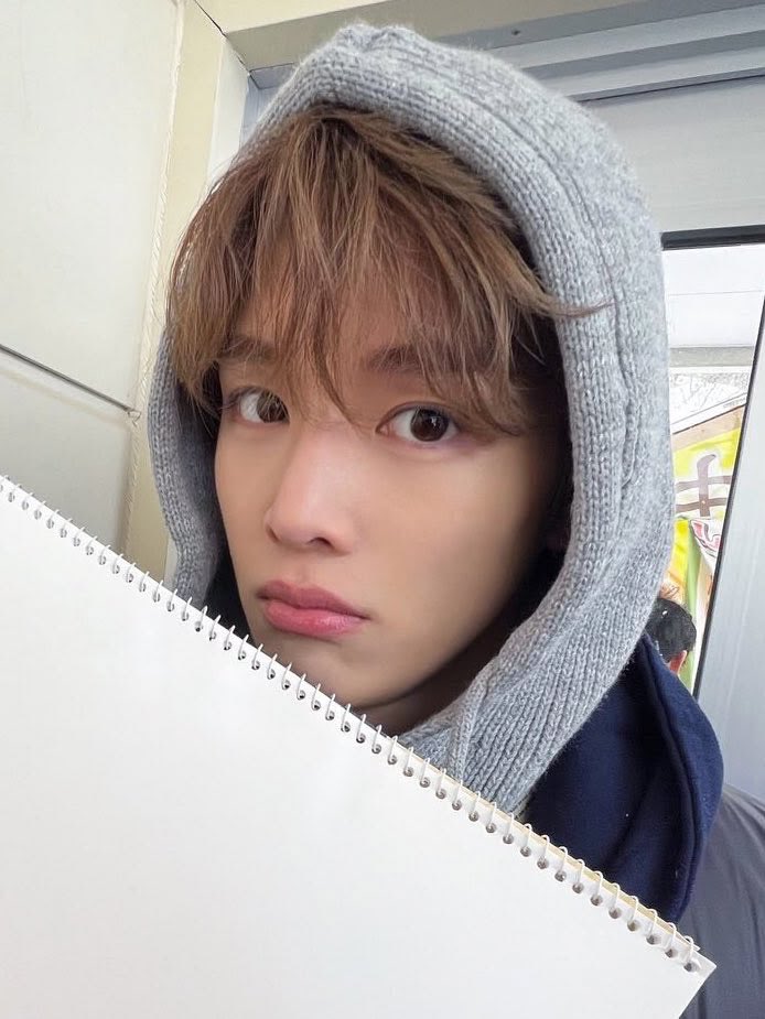 same puppy eyes and pout ㅜ﹏ㅜ♥︎