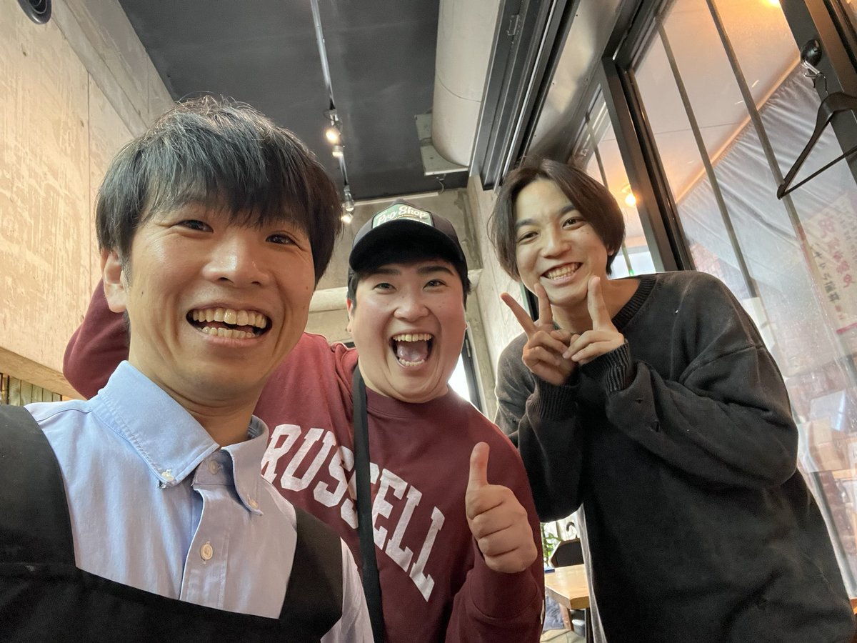 ハチマル蒲鉾なんば千日前店。

さぁG.Wも折り返し！
たくさんのお客さまに出会えて嬉しい楽しい大好き👦🐿️

にぎやか男の子たちとも会えました♪
ありがとタキノと田上くん🤝

それでは本日は21時過ぎから空きあります💪お待ちしております✌️