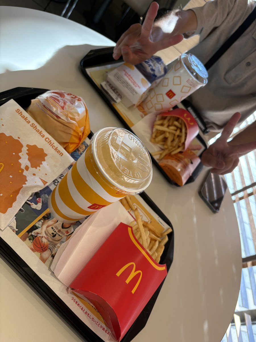 鬼鷹 tweet media