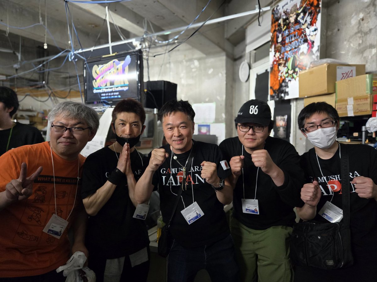 toukonhyper's tweet photo. 今年のカケルゴは、激戦のAブロック決勝で敗れ、ルーザーズから決勝トーナメントに這い上がるも、ユウベガさんチームに敗退。8位で終了でした。

てっぺんはとれなかったけど、みんな活躍できて最低ラインの決勝トーナメントは行けて良かったです。
いいチームでした。
ありがとうございました。 https://t.co/BmWK9tc81K