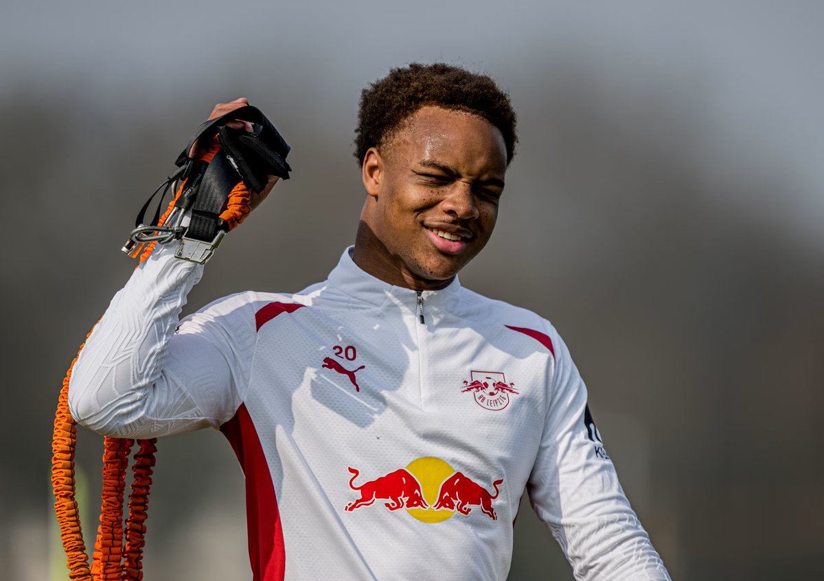 lookoutlfc's tweet image. Liverpool are lining up a move for RB Leipzig midfielder Assan Ouedraogo this summer, with the club readying a package of €40m including bonuses in order to sign the 19-year-old. #LFC 
(Fussballdaten)