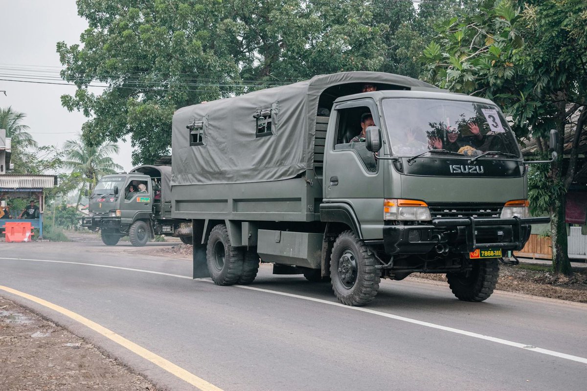 Une pause humanitaire lève le voile sur une catastrophe cachée. Au Sud-Kivu, le CICR atteint enfin Minembwe et découvre l'ampleur réelle de la crise humanitaire. #Afrique #Geopolitique #Cicr #CriseHumanitaire #Fardc africtelegraph.com/blog/sud-kivu-…