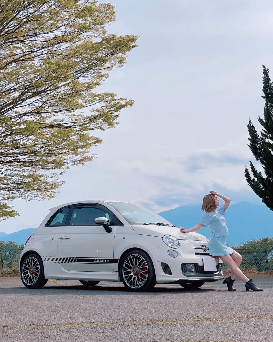 upoHoliday's tweet photo. 蠍の毒が、私の背中を押してくれる。

#ABARTH #abarth595 #相棒ABARTH #ABARTH女子 #車女子 https://t.co/MPNdkWuDyQ