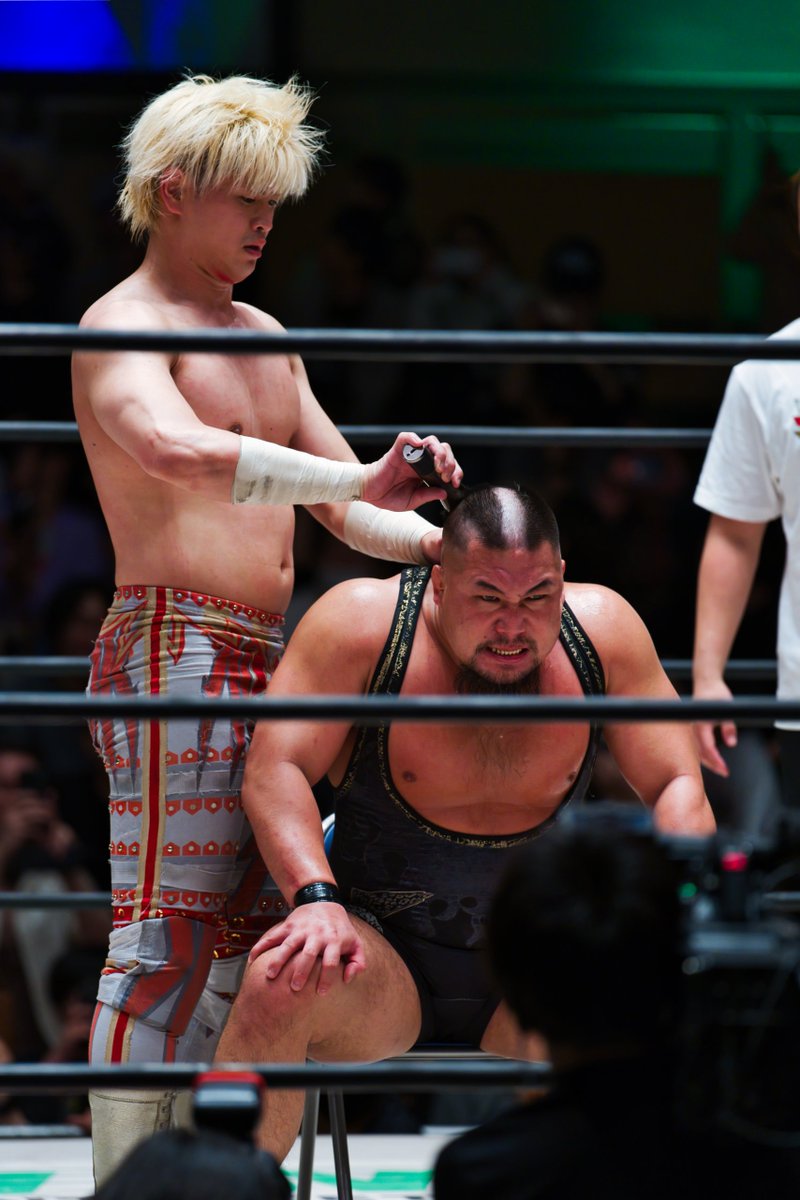 shadowwoody's tweet photo. 意図的なのか
どっかで見た髪型

#noah_ghc https://t.co/XLrXQ6gxmS