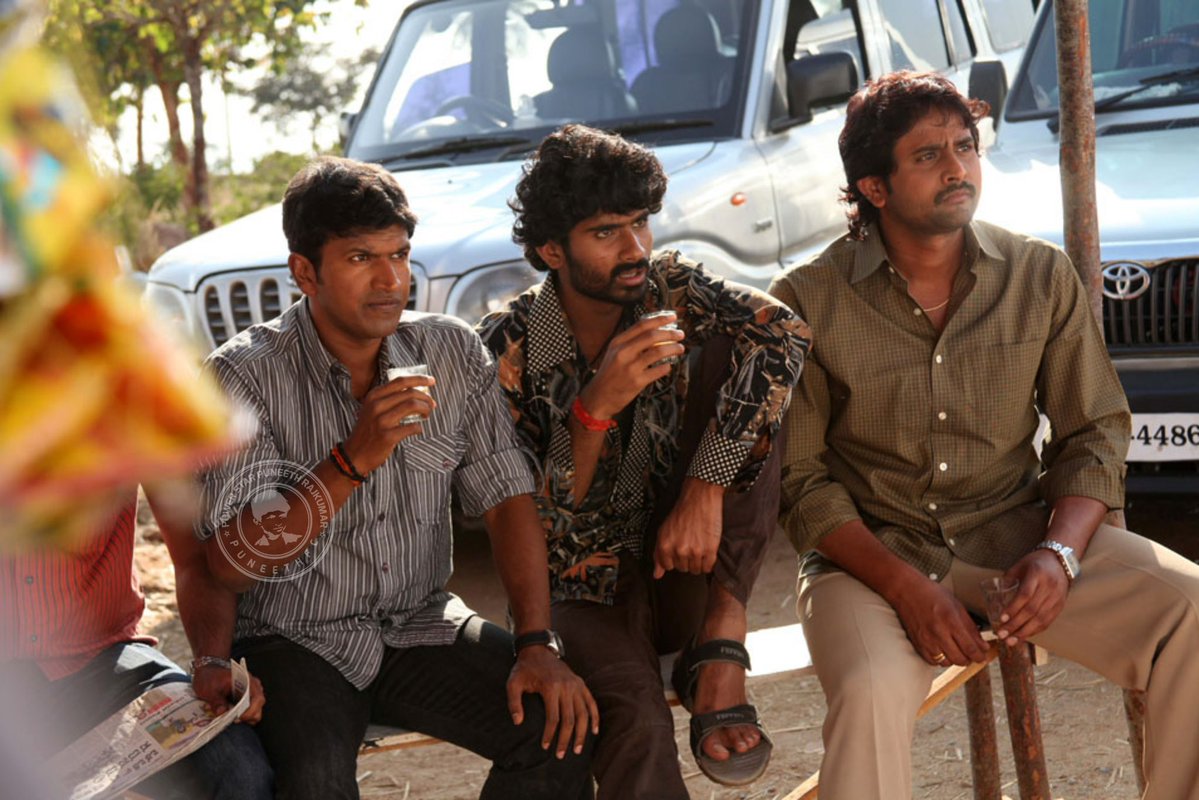 PuneethFC tweet media