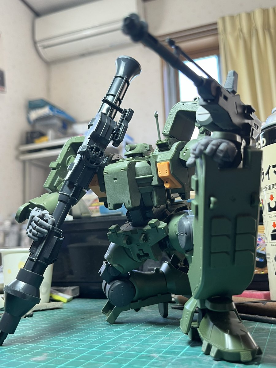 足首と大砲の表面処理残ってるけど…

とりあえず出来たところからサフるか🤔

 #INTERSTELLAR_00