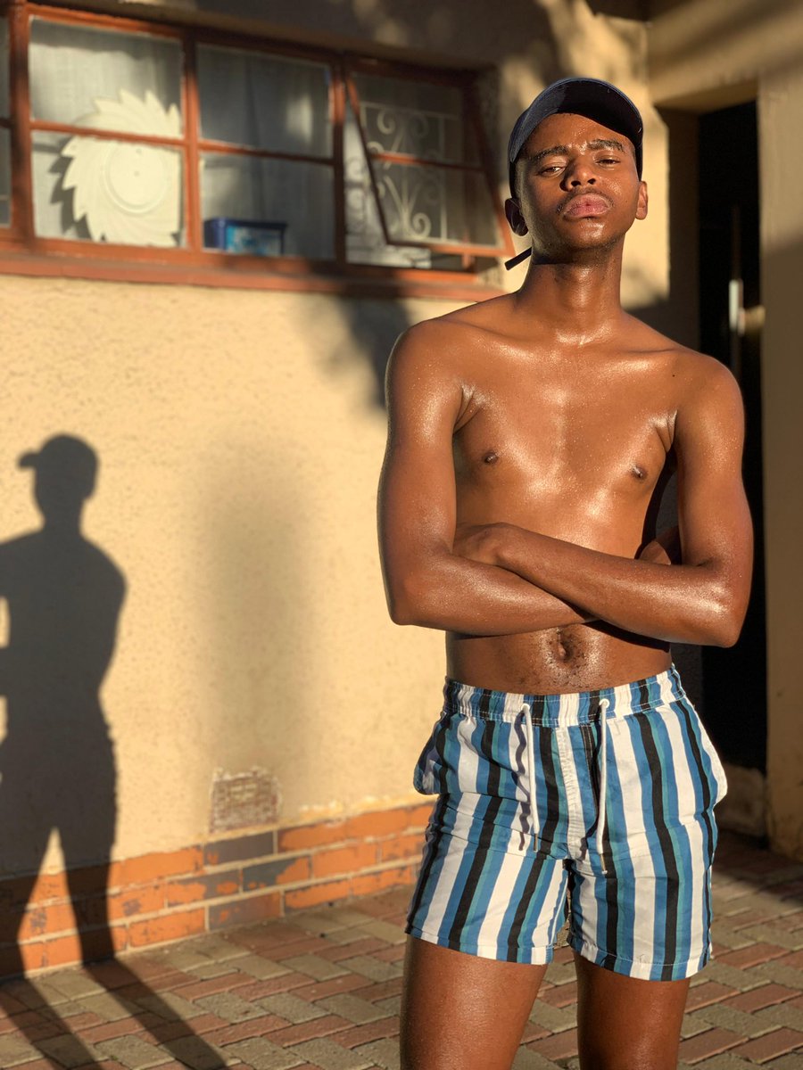 JacobMagethuka's tweet photo. 🦢 https://t.co/7Qc0TiqeYu