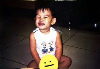 kejeyaa's tweet photo. senyumnya ga berubah :(( https://t.co/KuHxKW2ms8