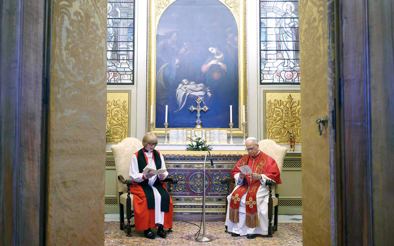 catcristiana's tweet photo. Seixanta anys de camí treballant la unitat. El papa Lleó rep l’arquebisbessa de Canterbury, Sarah Mullally.

➡️ https://t.co/0wrYxkinpG
✍️ @MerceAlonsoJM 
📷 © Vatican Media https://t.co/Yh62zfPU13