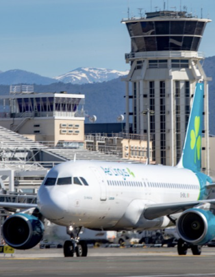 Gate7aviation's tweet image. Bienvenue à Aer Lingus ☘️ 🇮🇪– nouvelle liaison vers Cork ! Le 2 mai l'aéroport de #Nice a accueilli le vol inaugural de la nouvelle ligne opérée par #AerLingus en provenance de #Cork, marquant l’ouverture d’une connexion directe entre notre destination et le sud de l’Irlande. 👉
