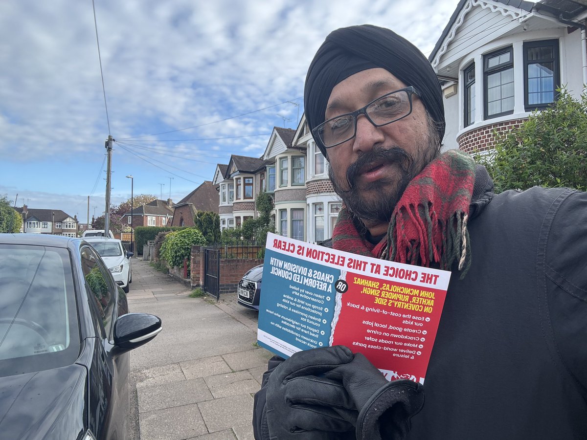 Rupinder2010's tweet photo. Very early morning session in Poets Corner area of Lower Stoke.  Few smiles and waves from our fantastic residents. Many thanks to everyone!! @covlabourparty campaign for @UKLabour carry on. #ThinkLocalVoteLocalVoteLabour https://t.co/eiUDkTZl4j