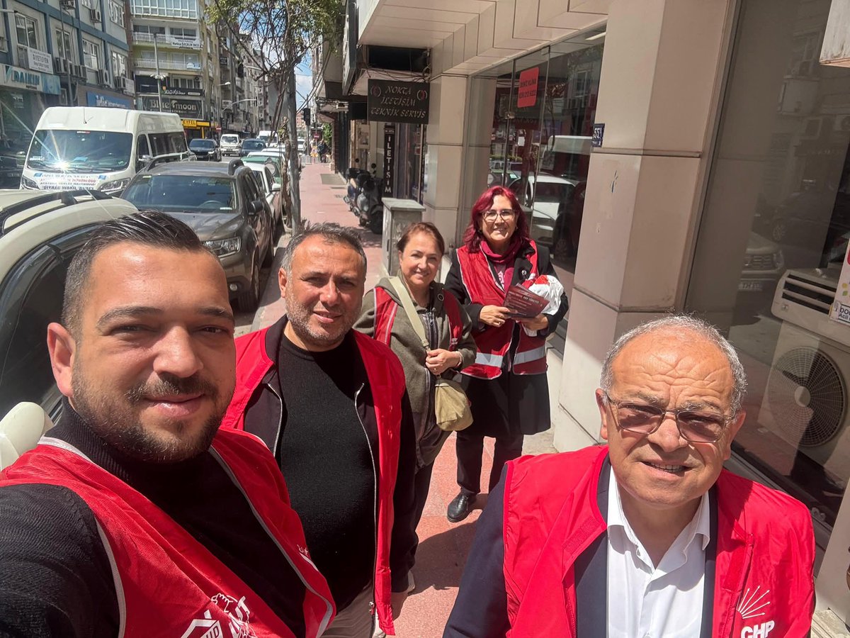 CHPEfeler's tweet image. Genel Başkanımız Sayın Özgür Özel’in örgütlerimize yönelik çağrısı doğrultusunda, Efeler’de çalışmalarımızı daha da güçlendirerek sürdürüyoruz.

#Sahadayız, sokaktayız, milletimizin yanındayız!
#CHP #Aydın #Efeler