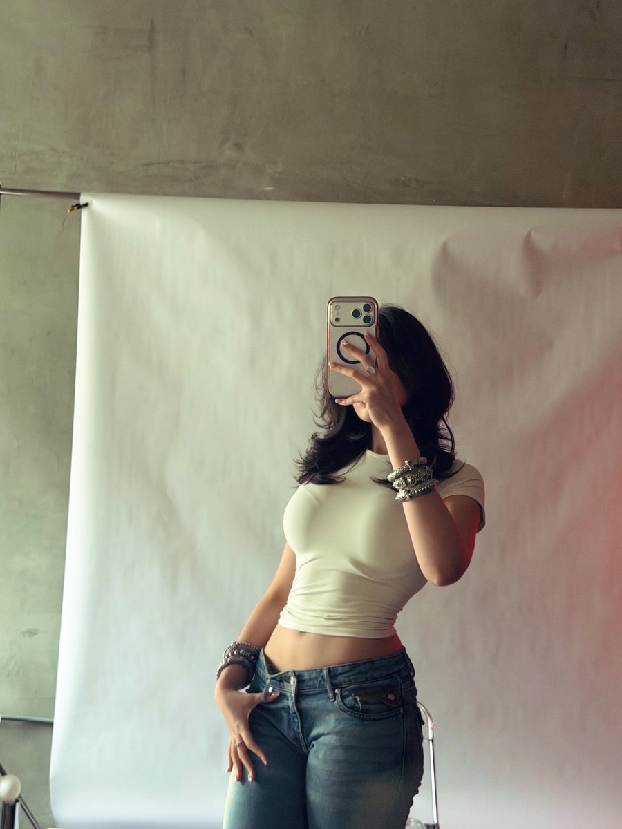 cyber gf tweet media
