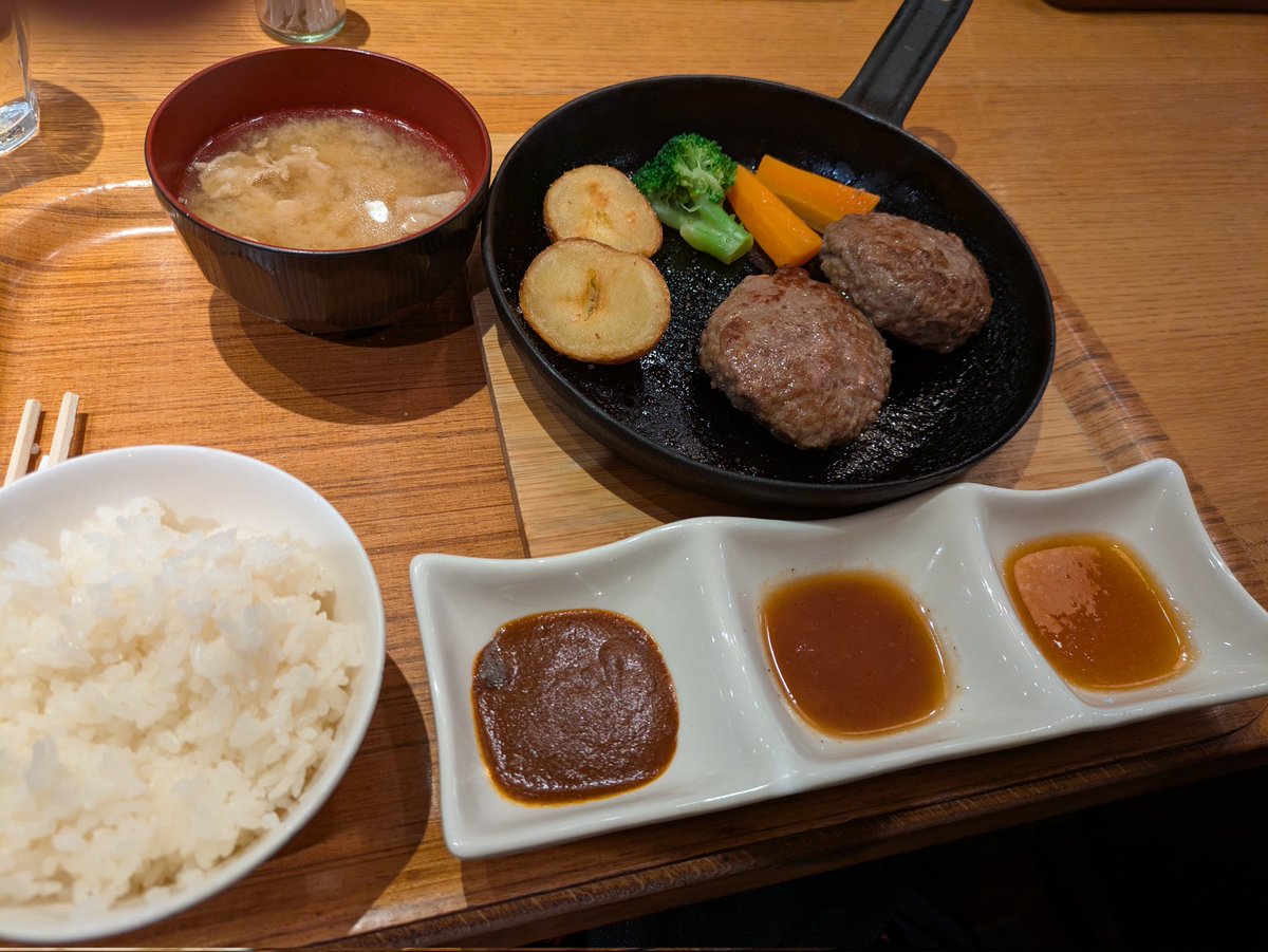ヨシヒロ tweet media