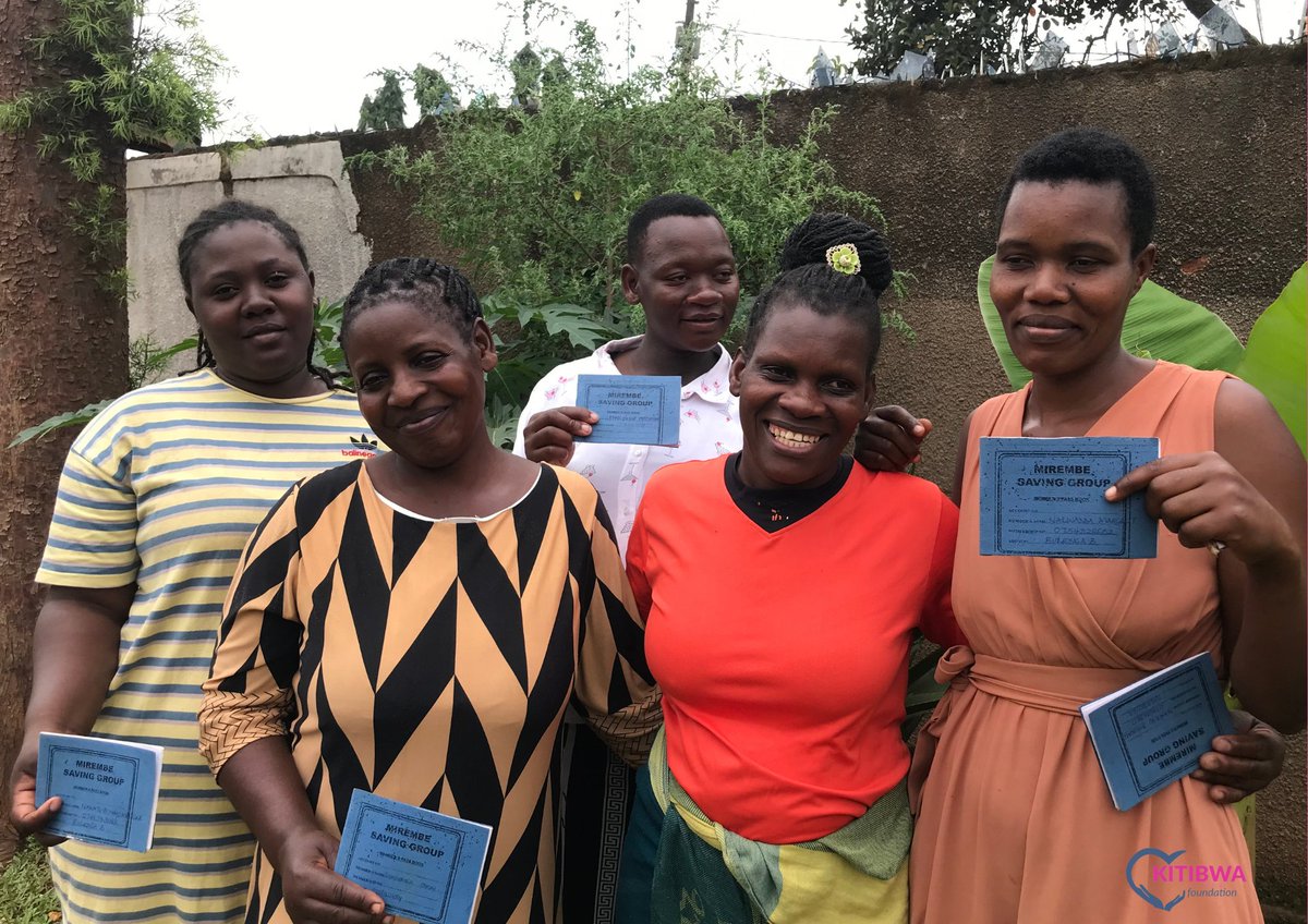 Kitibwa_fdn's tweet photo. Every Friday, mothers are gathering not just to save, but to build.

With structure, financial literacy, and shared accountability, “small” ideas are becoming strategic businesses.

Mothers don’t lack vision, they need tools to grow; when mothers rise, communities rise. https://t.co/85MPHaDDp6