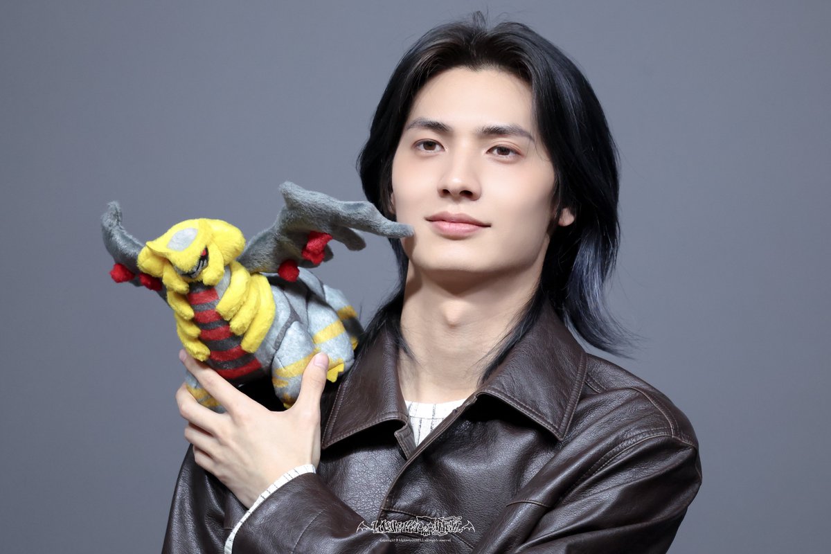 무명 tweet media