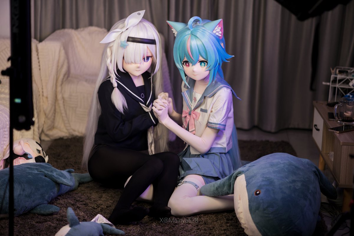Mainya628's tweet photo. “非食用猫猫🐱，只可远观和… 抱抱！”
🐱：@waifoRain_R
📷：匿 https://t.co/FjRCxm0V48