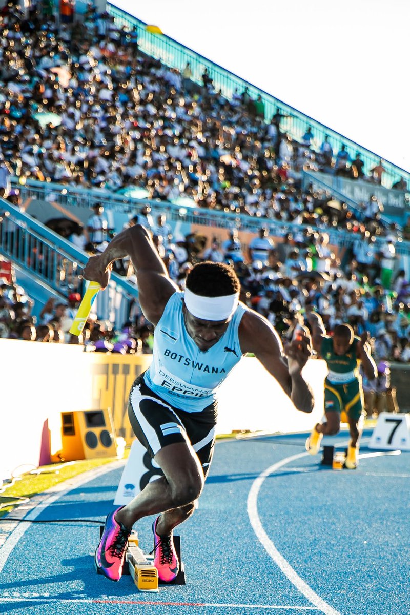 linkiekas's tweet photo. He produced one of the fastest first leg splits in 4x400m relay history at the World Relays 26 🙆🙌 LEE EPPIE is a star ✴️ Been there with 🇧🇼 stars but never thought their shine dimmed his ✨Patience, hardwork, consistency. His time has arrived 🔥🔥What an athlete ♥️ 
#Gaborone26 https://t.co/rMgPSxRz7H